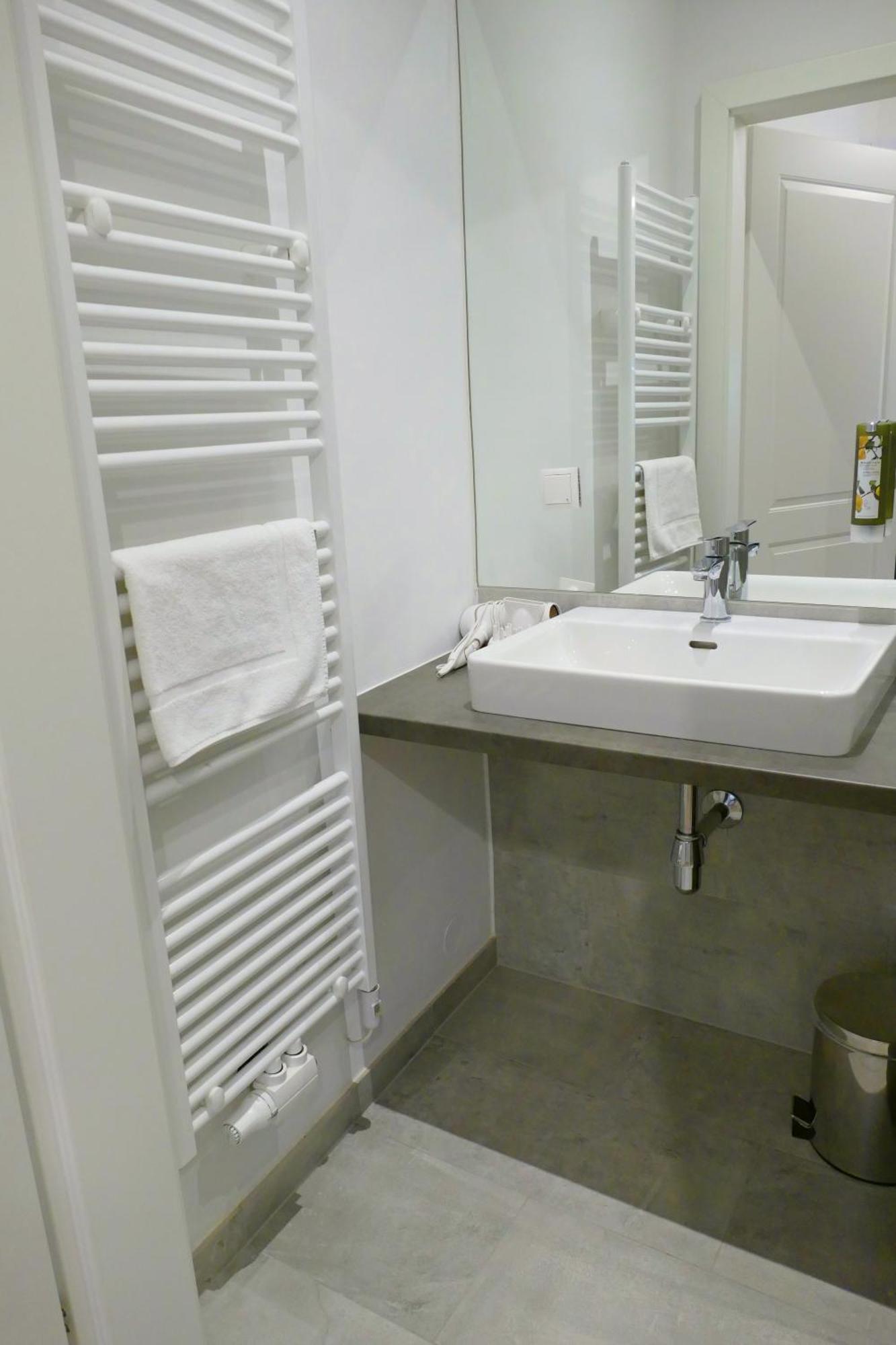 Ks70 Apartments Wina Bagian luar foto