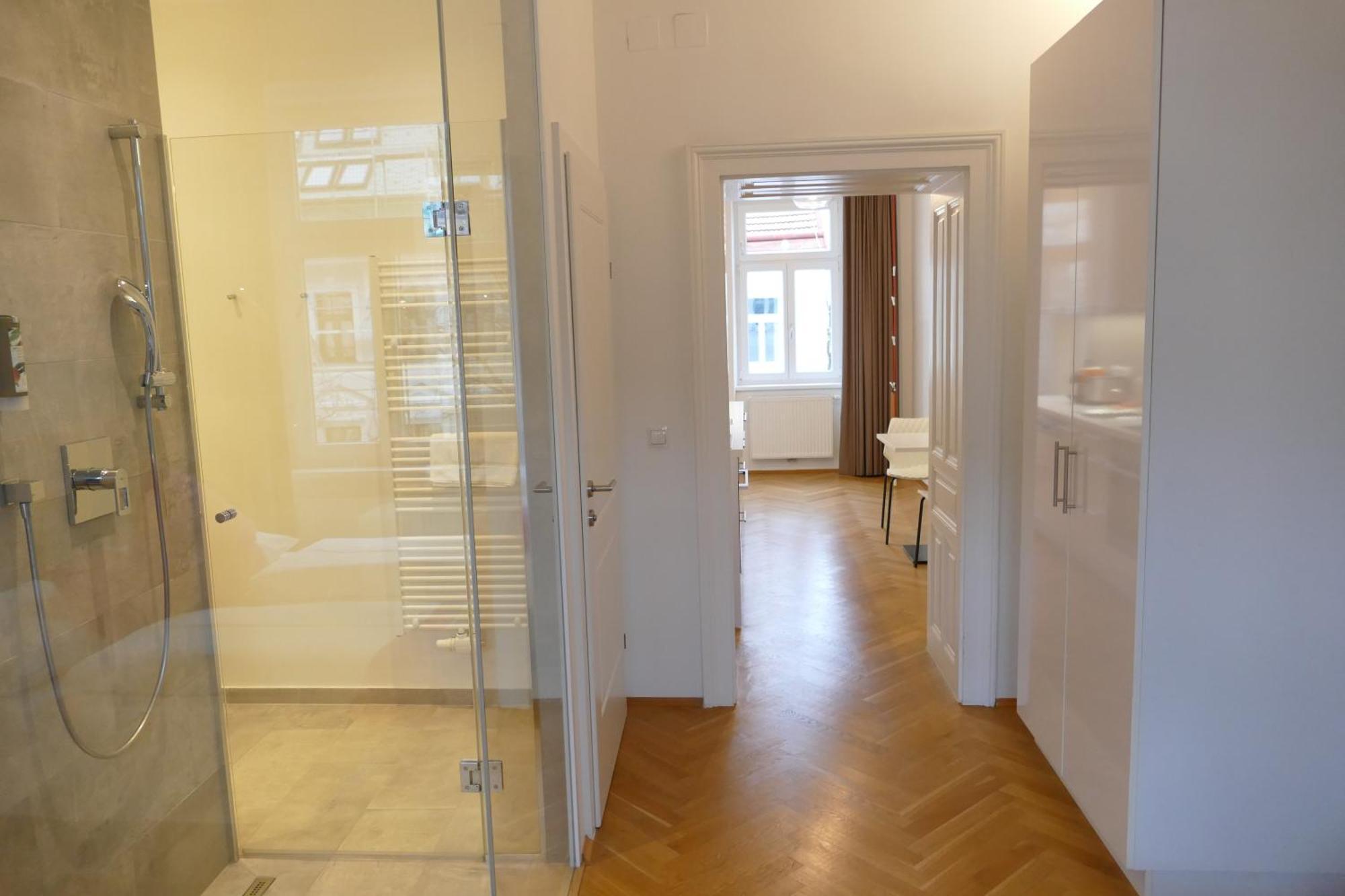 Ks70 Apartments Wina Bagian luar foto