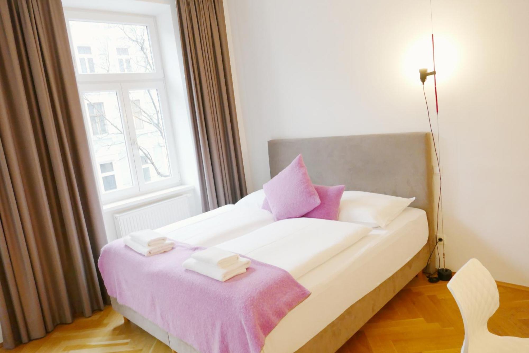 Ks70 Apartments Wina Bagian luar foto